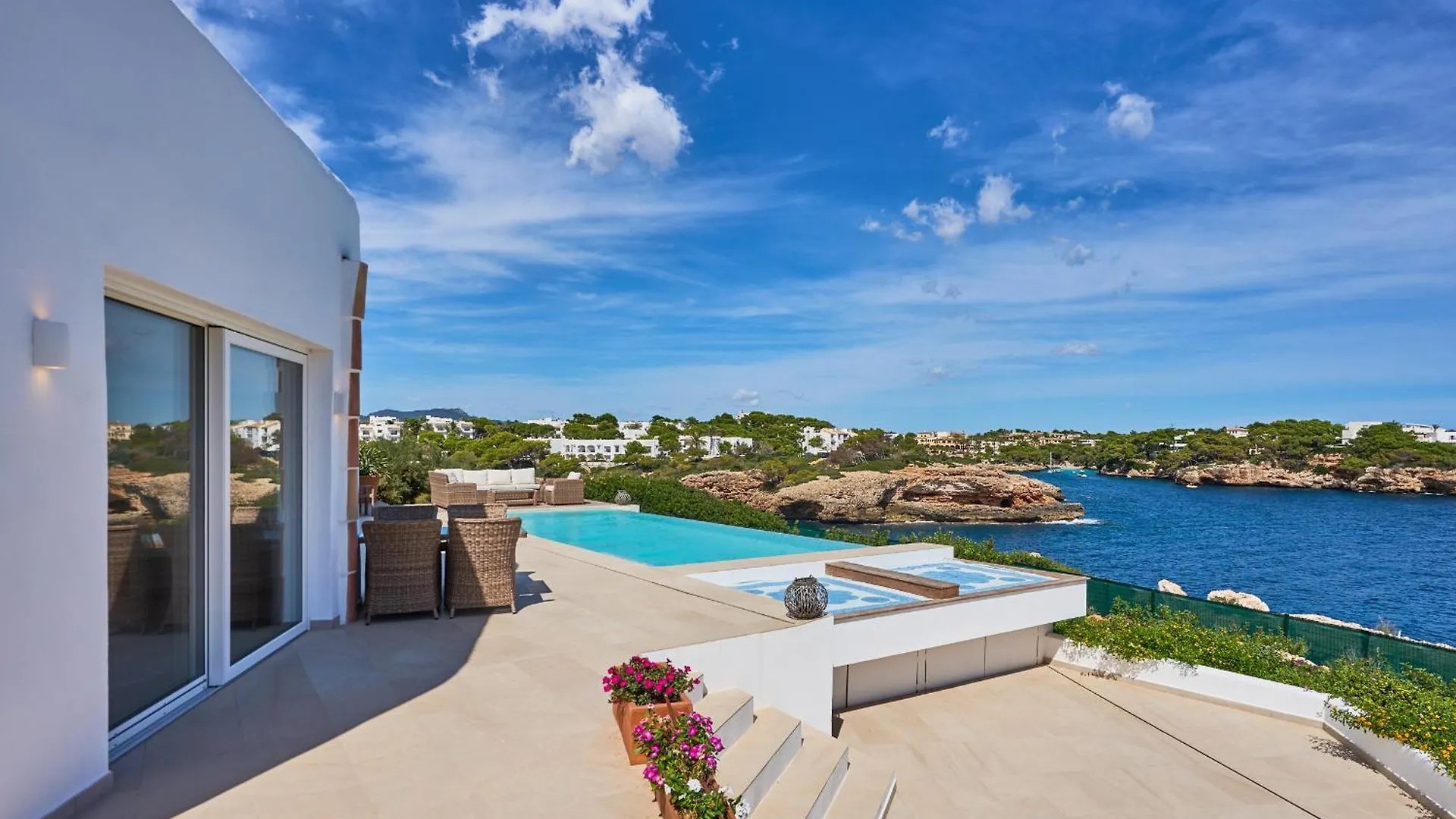 Villa Lago Cala d'Or  0*, Cala d'Or (Mallorca) Spain